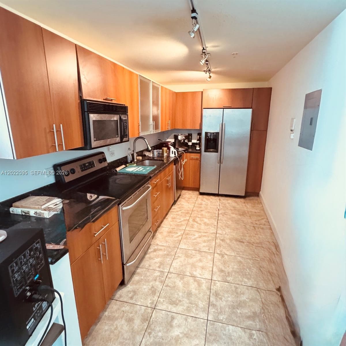 7501 E Treasure Dr # 7R, North Bay Village FL 33141 — 11