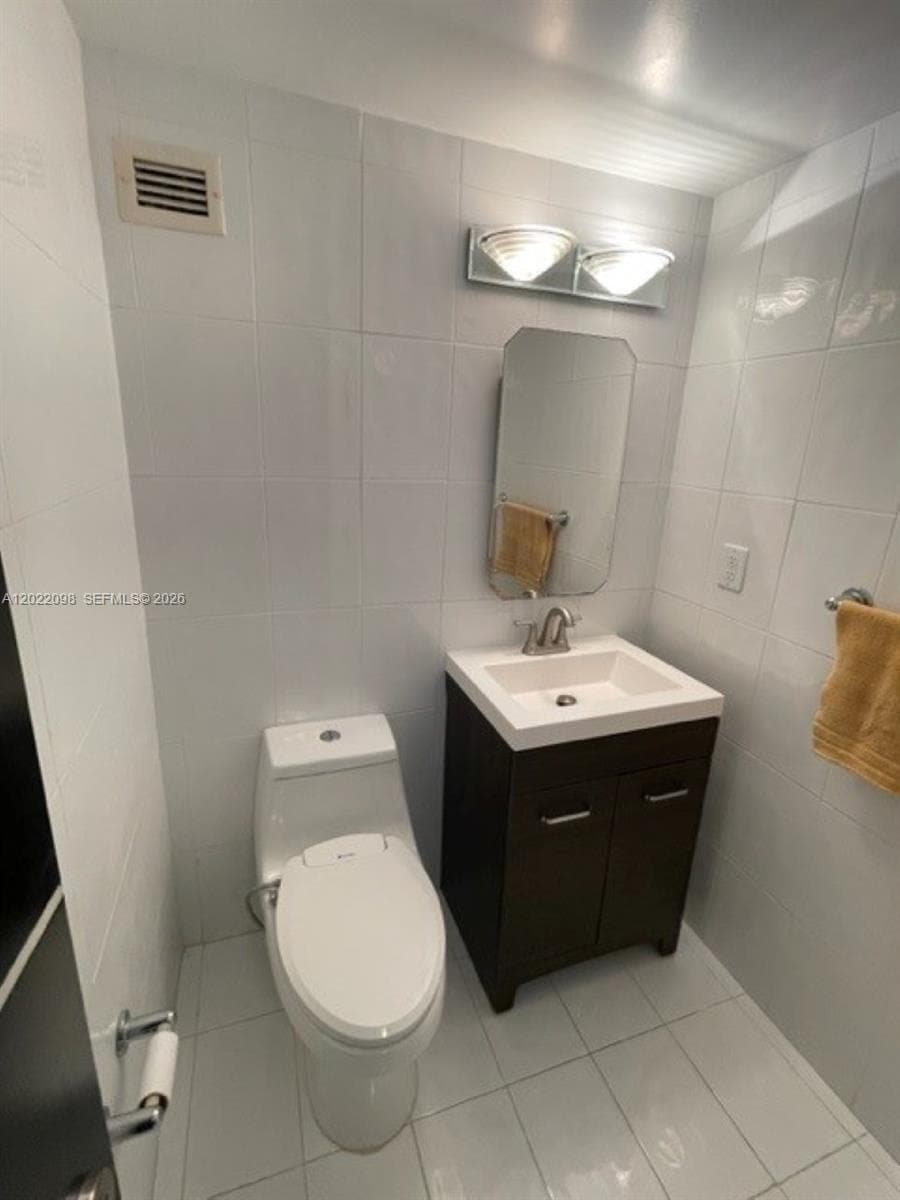 5313 Collins Ave # 1004, Miami Beach FL 33140 — 10