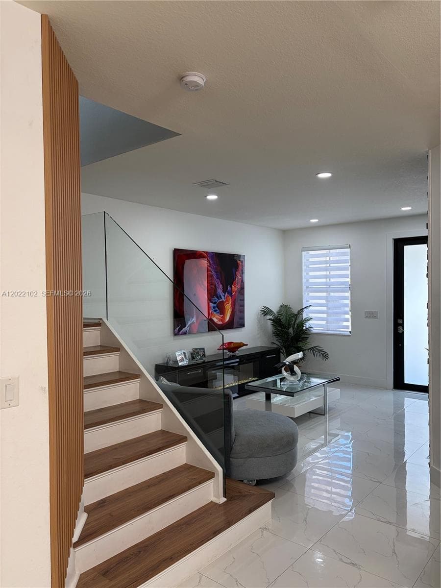 3409 W 92nd Pl, Hialeah FL 33018 — 2