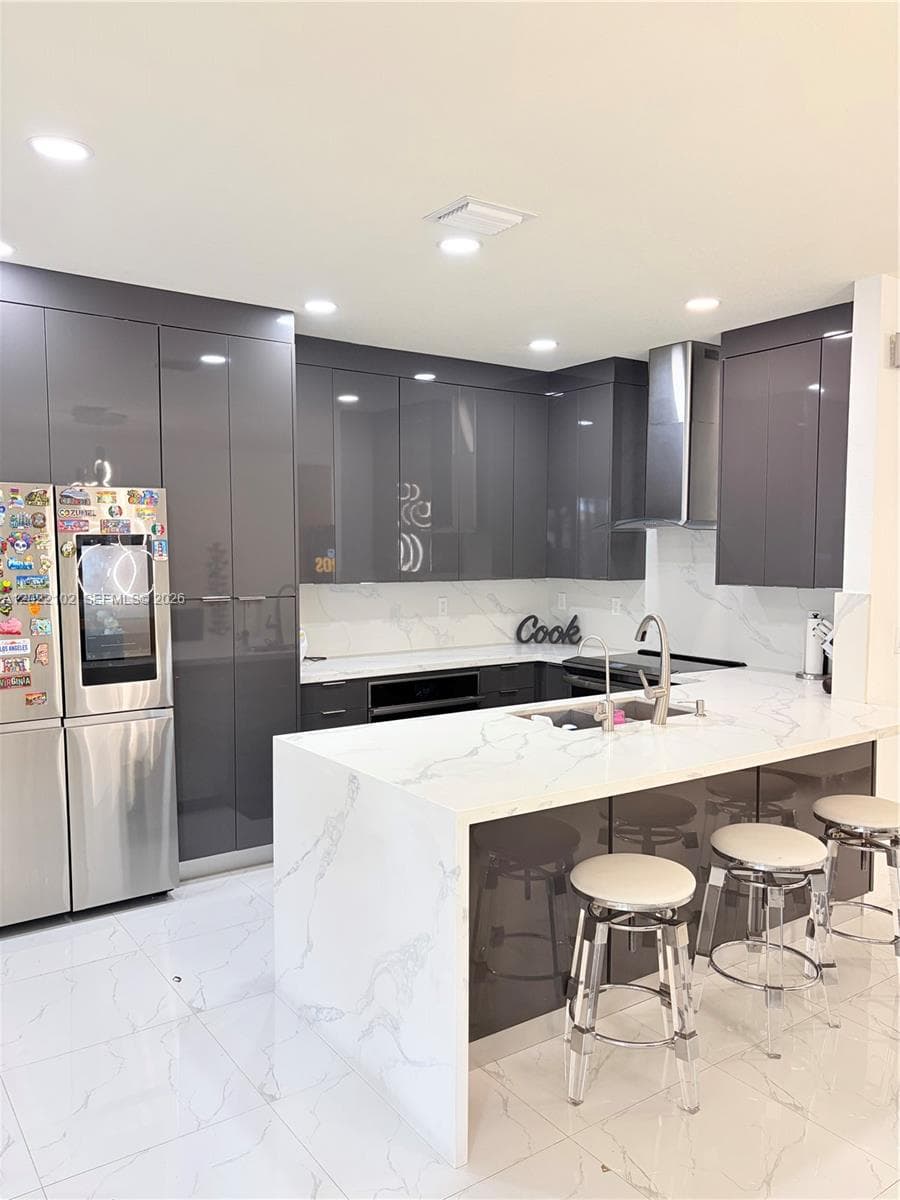3409 W 92nd Pl, Hialeah FL 33018 — 13