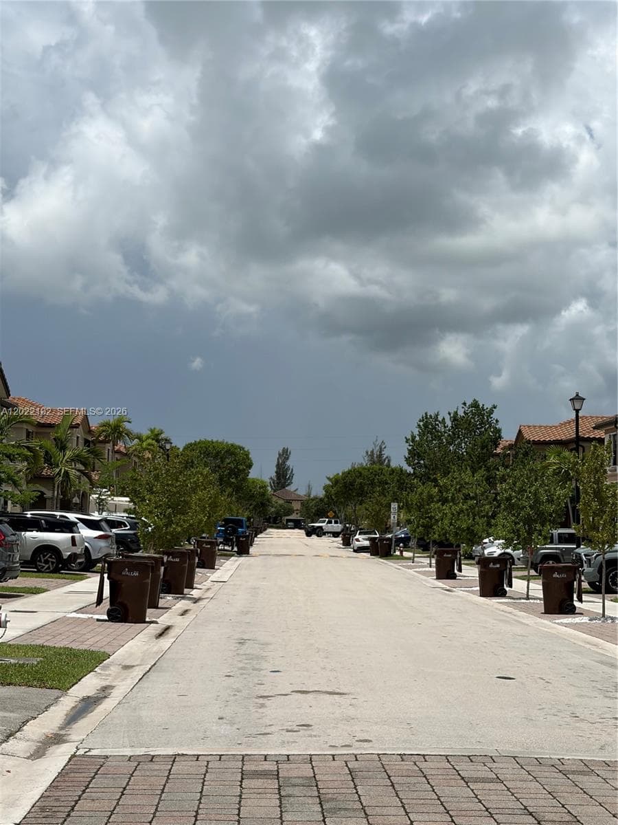 3409 W 92nd Pl, Hialeah FL 33018 — 29