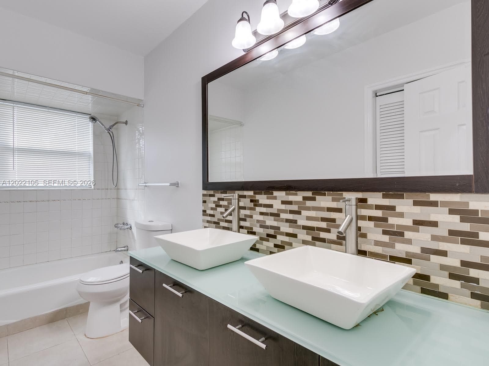 870 NE 182nd St, North Miami Beach FL 33162 — 42