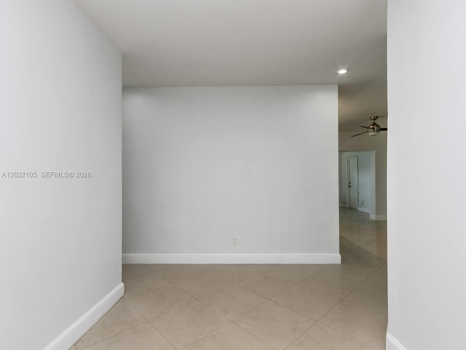 870 NE 182nd St, North Miami Beach FL 33162 — 18