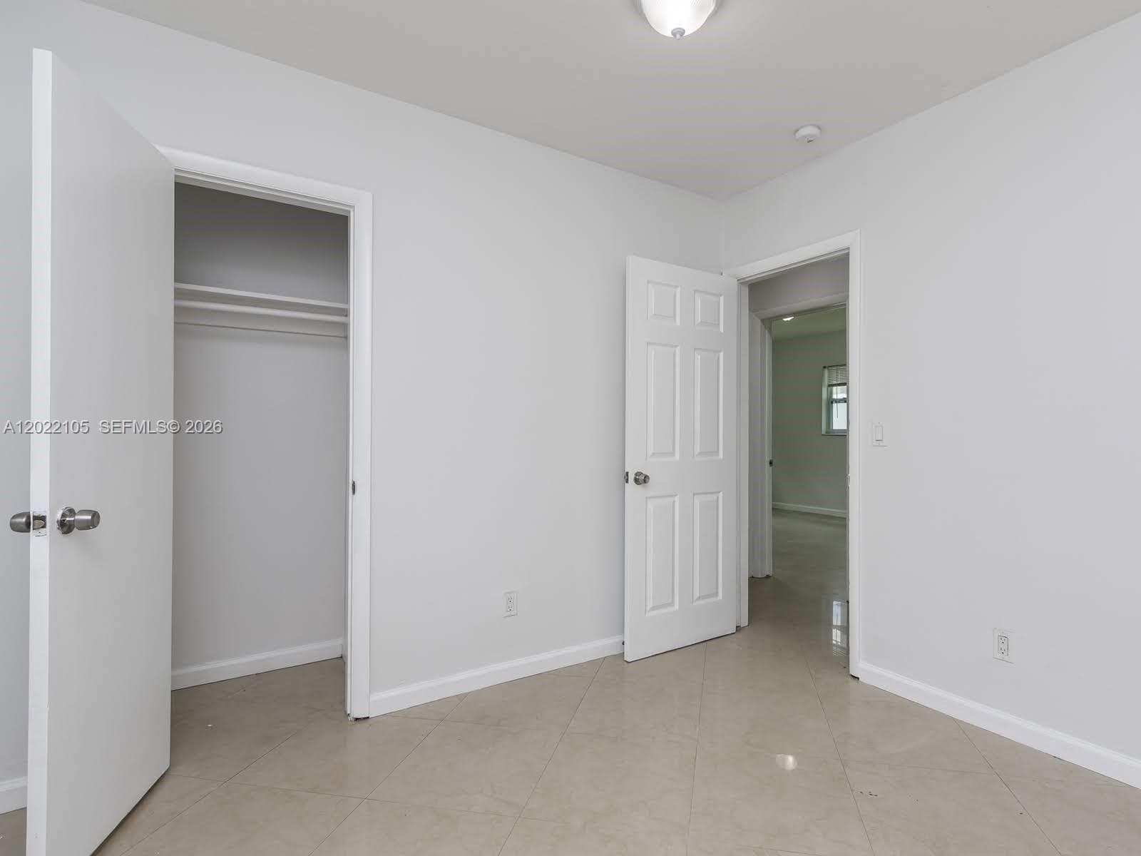 870 NE 182nd St, North Miami Beach FL 33162 — 37