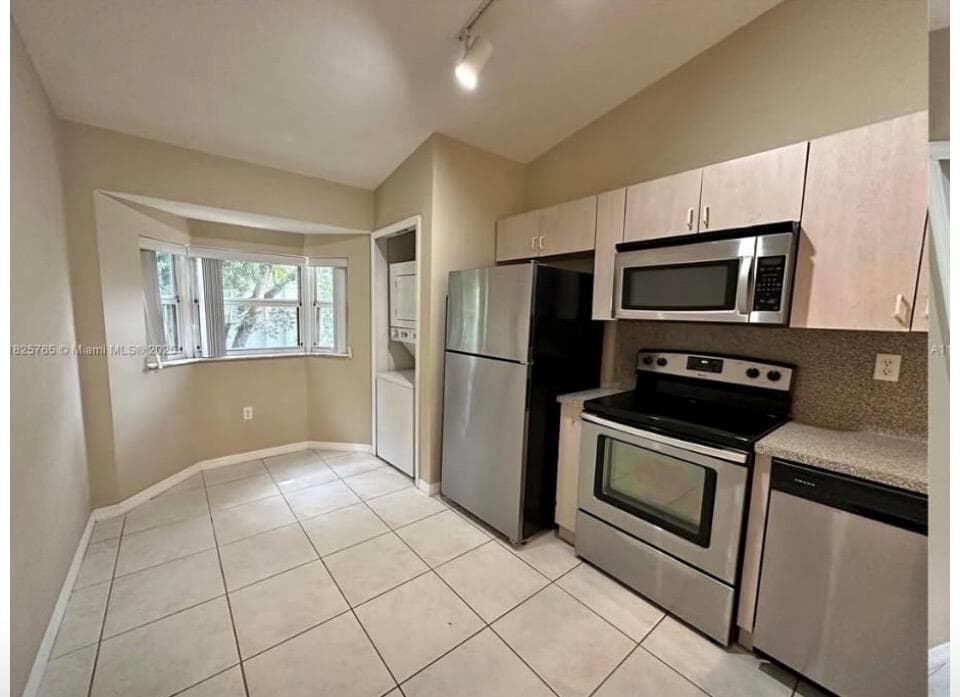 1250 SE 26th Street # 204, Homestead FL 33035 — 3