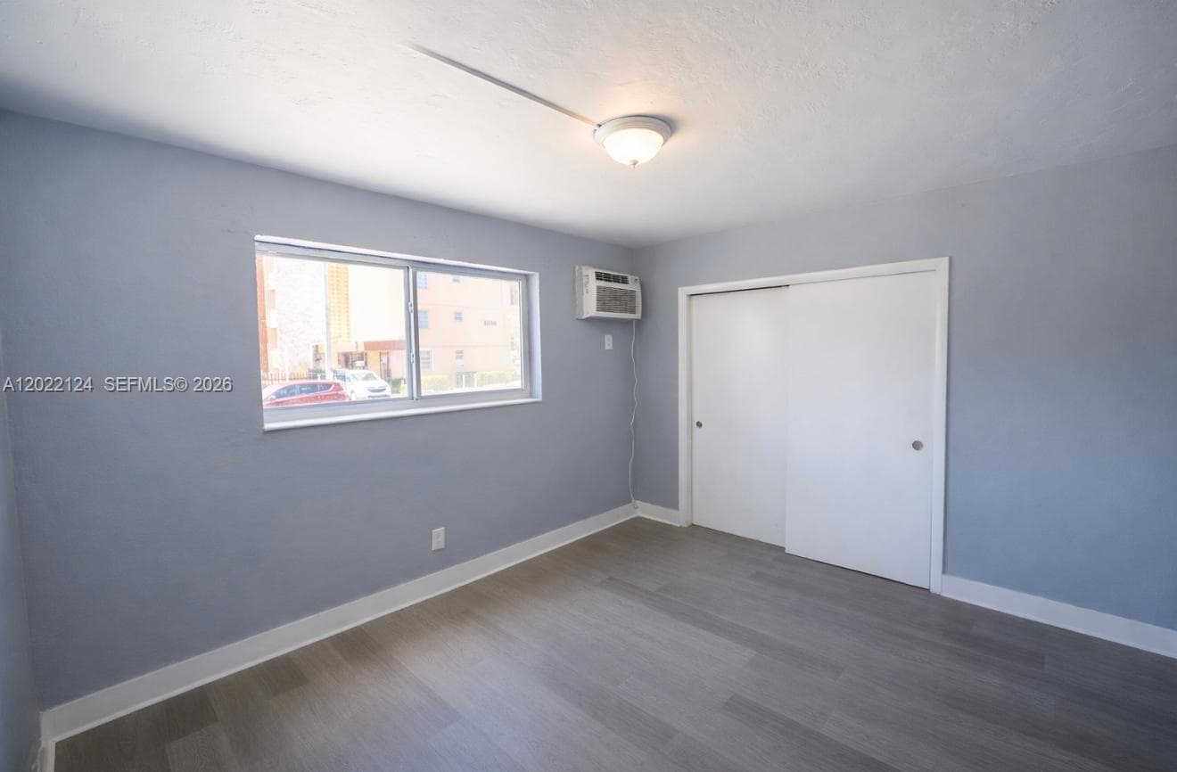6080 W Flagler St # 6, Miami FL 33144 — 6