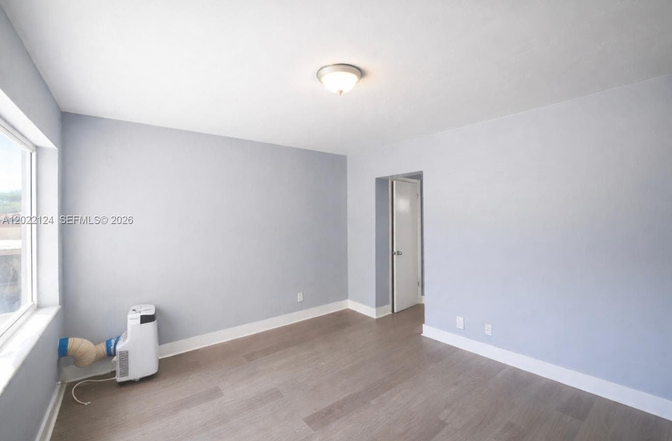 6080 W Flagler St # 6, Miami FL 33144 — 7