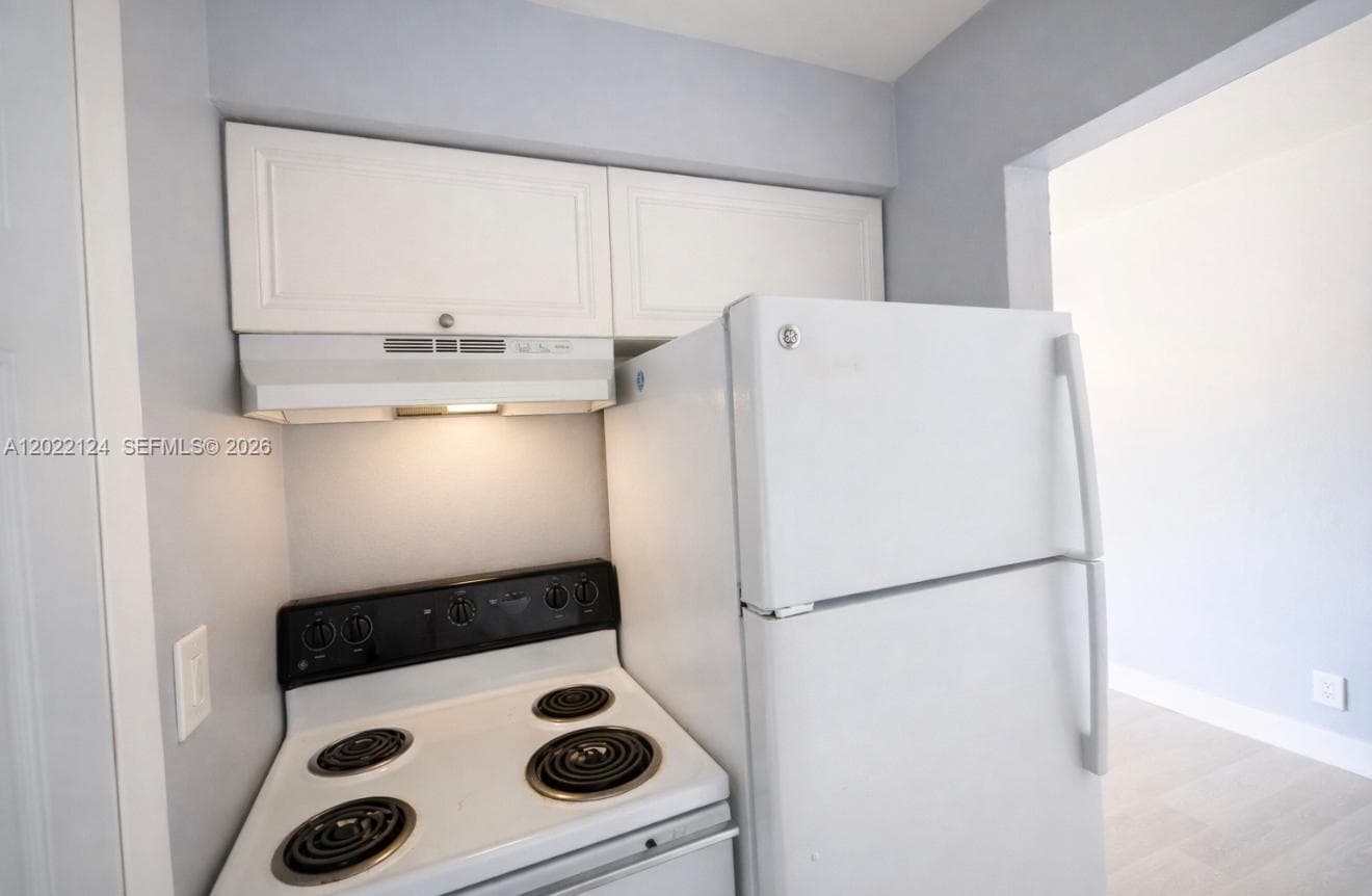 6080 W Flagler St # 6, Miami FL 33144 — 1