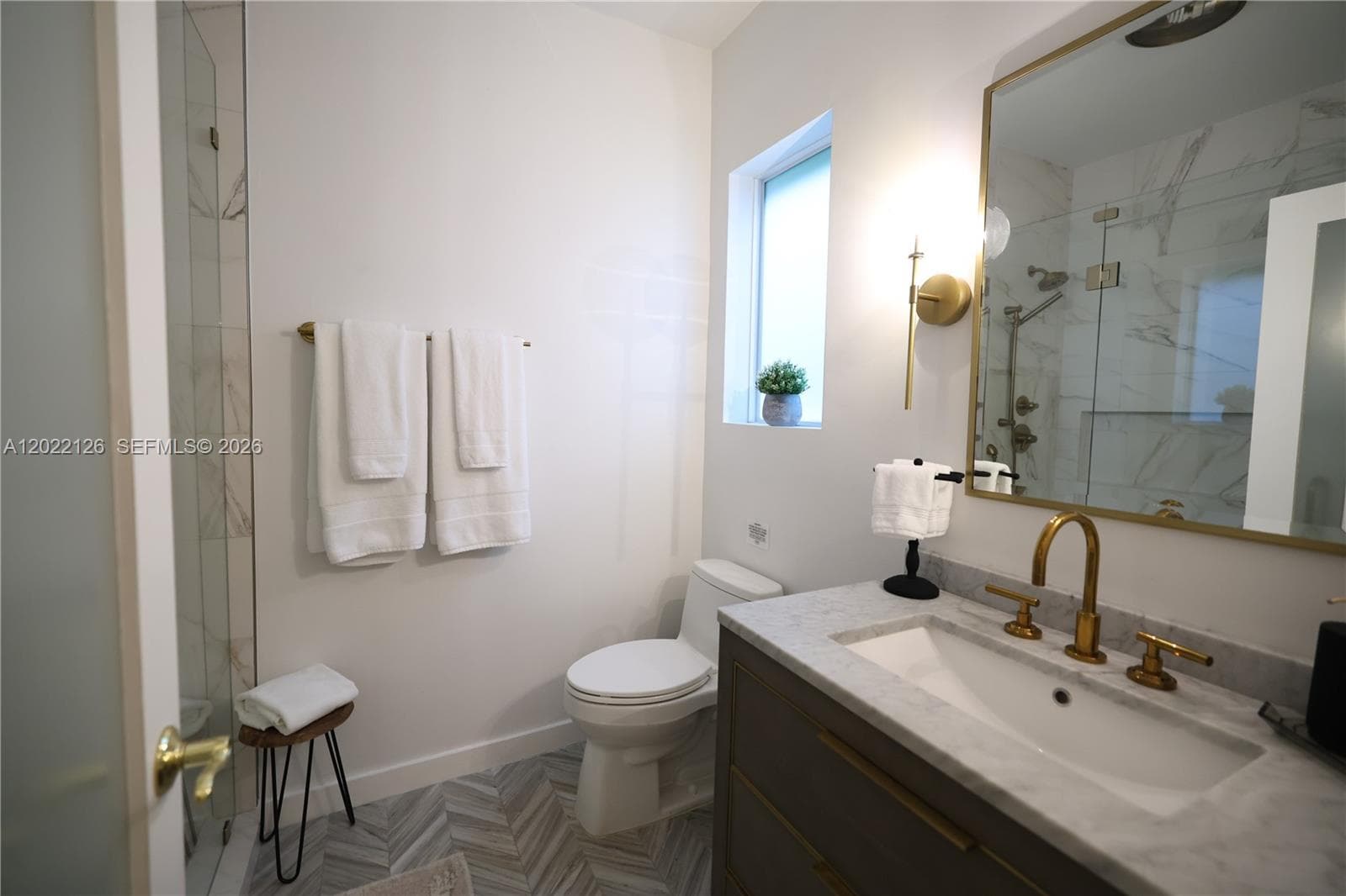 2338 SW 11th St # 2338, Miami FL 33135 — 24