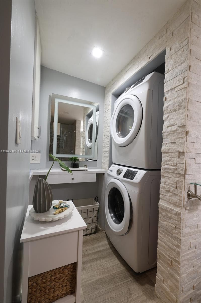 2338 SW 11th St # 2338, Miami FL 33135 — 14