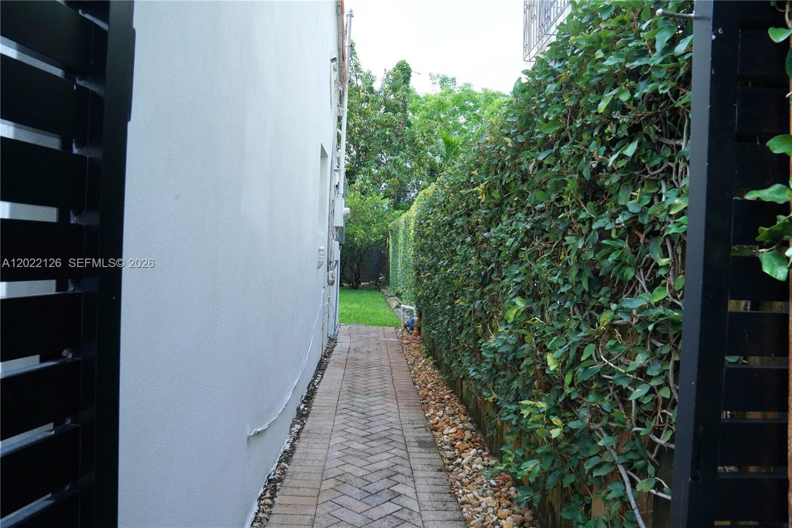 2338 SW 11th St # 2338, Miami FL 33135 — 55