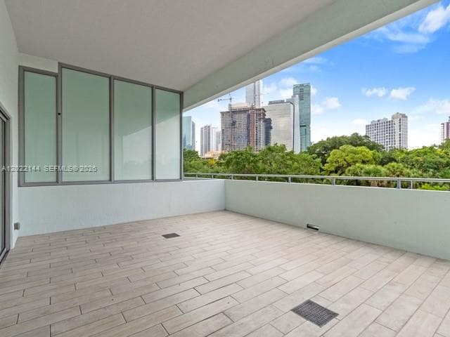 1600 SW 1 Ave # 305, Miami FL 33129 — 13