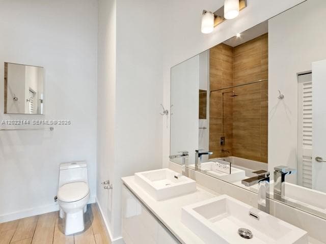 1600 SW 1 Ave # 305, Miami FL 33129 — 8