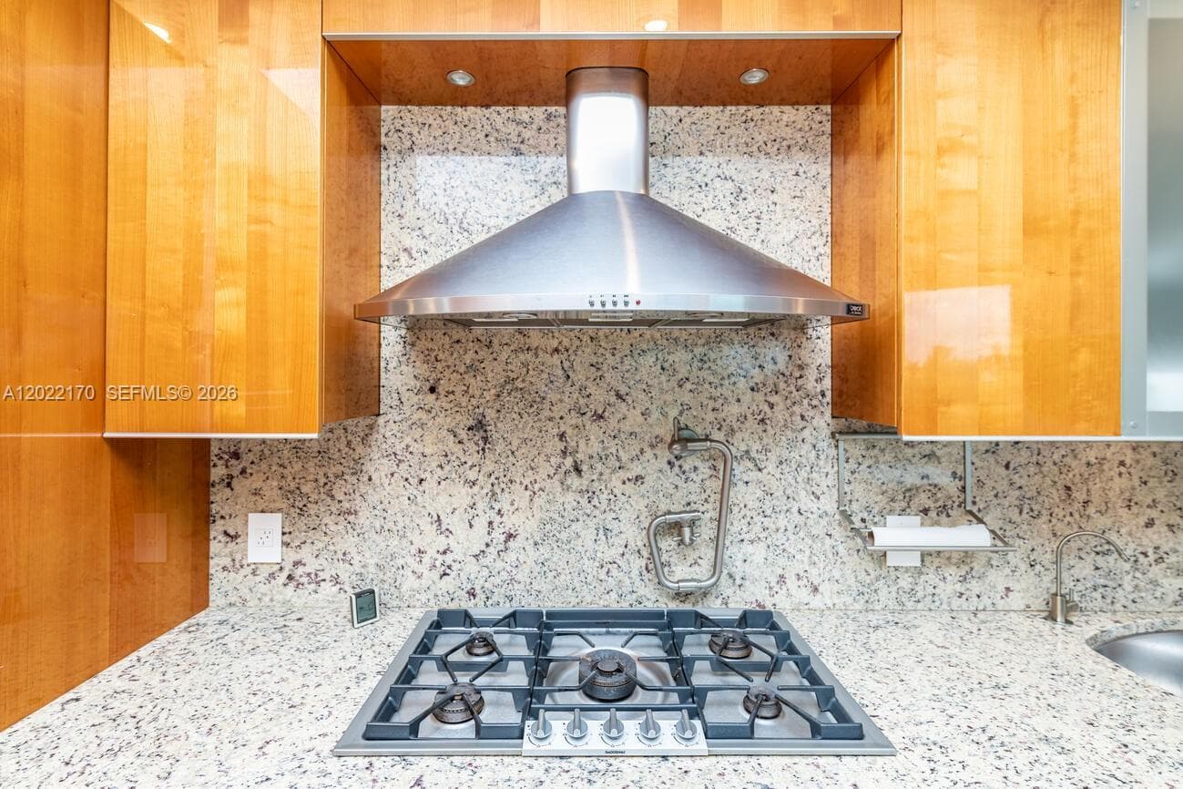 16051 Collins Ave # 404, Sunny Isles Beach FL 33160 — 34