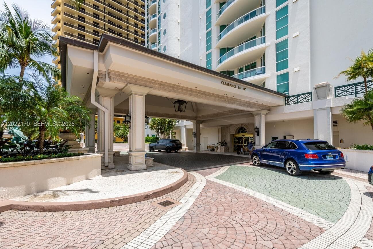 16051 Collins Ave # 404, Sunny Isles Beach FL 33160 — 41
