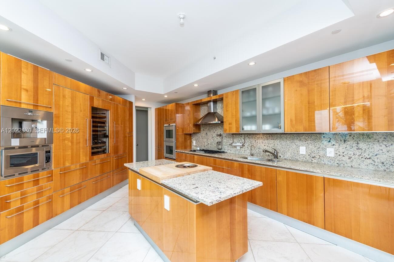 16051 Collins Ave # 404, Sunny Isles Beach FL 33160 — 31