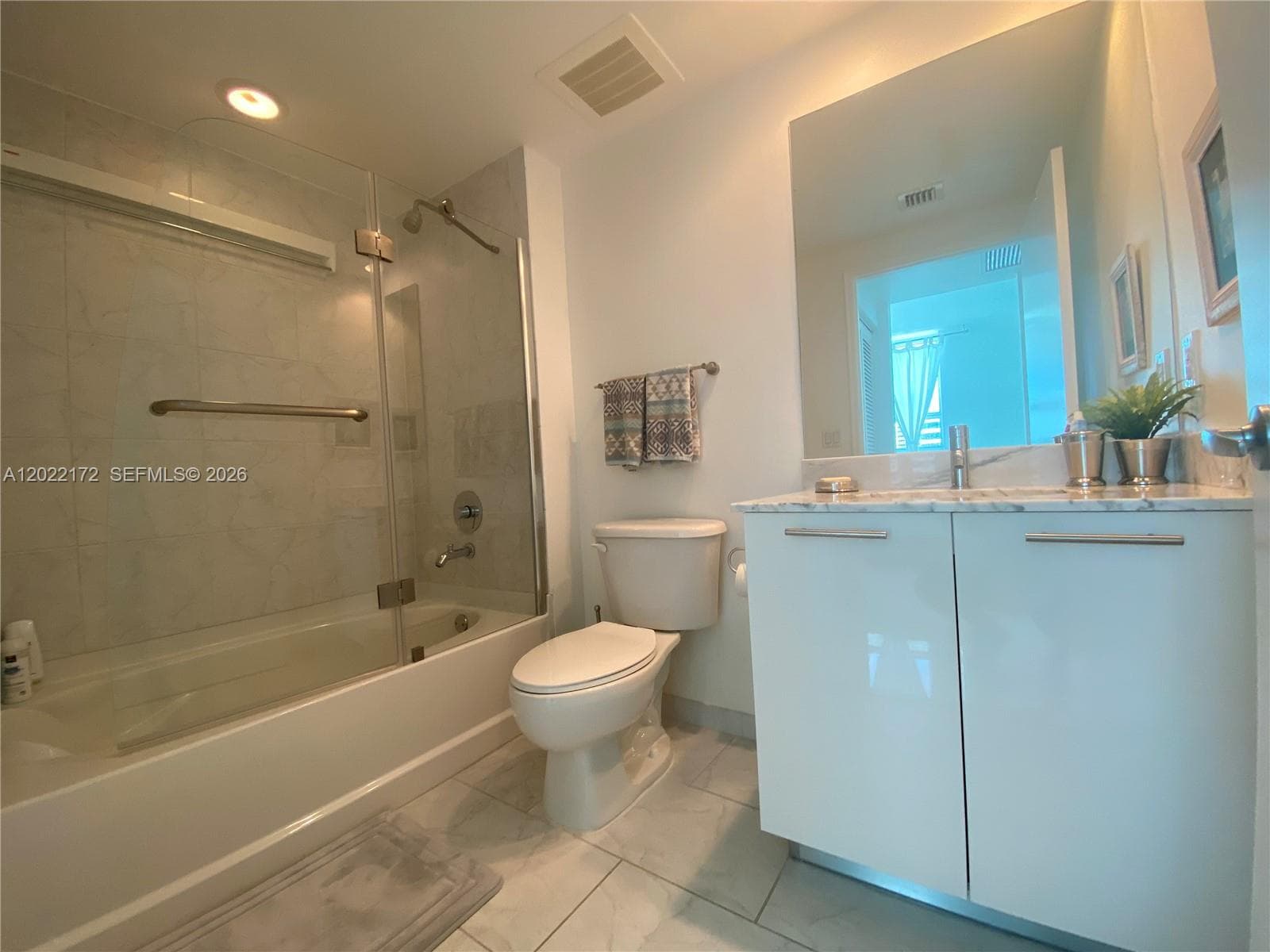 950 Brickell Bay Dr # 2206, Miami FL 33131 — 14