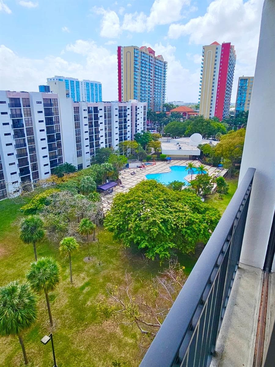 17011 N Bay Rd # 1018, Sunny Isles Beach FL 33160 — 15