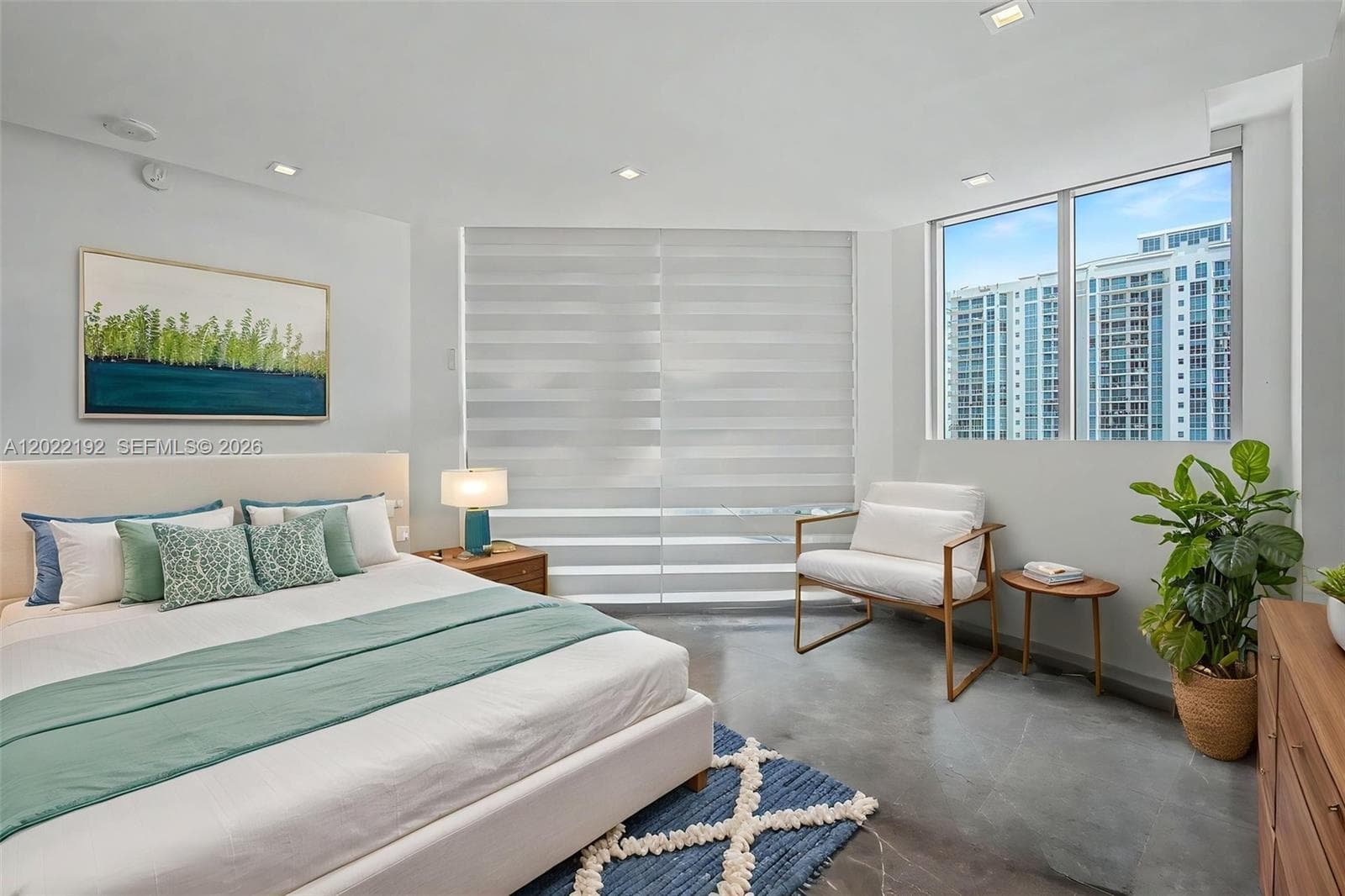 17111 Biscayne Blvd, North Miami Beach FL 33160 — 18