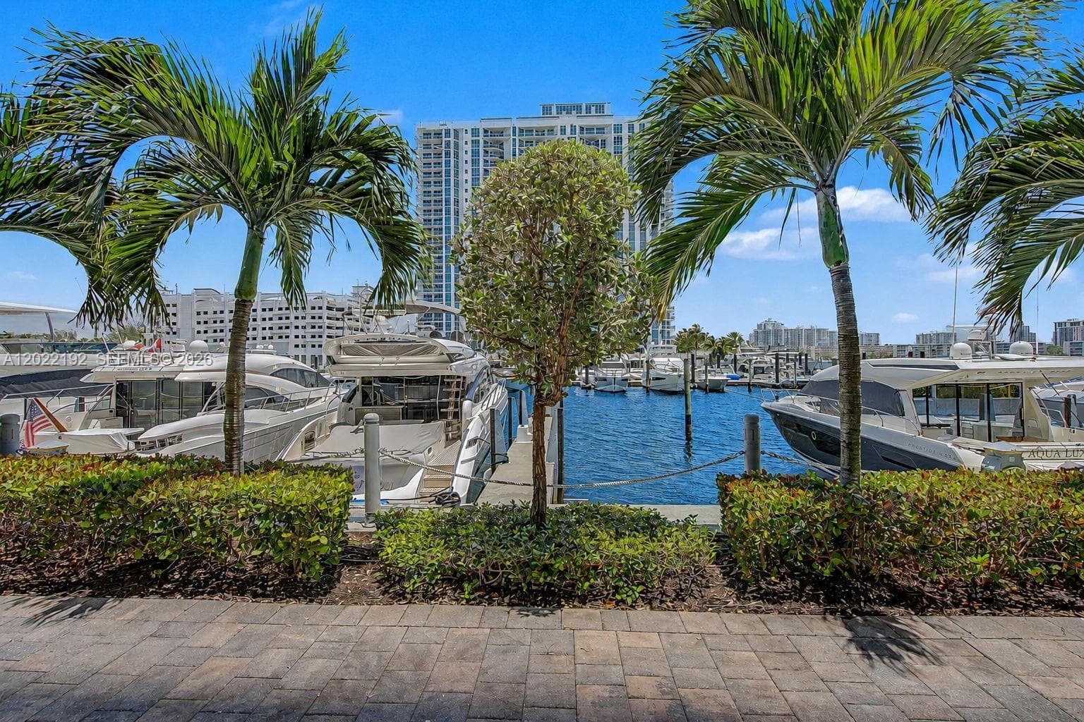17111 Biscayne Blvd, North Miami Beach FL 33160 — 25