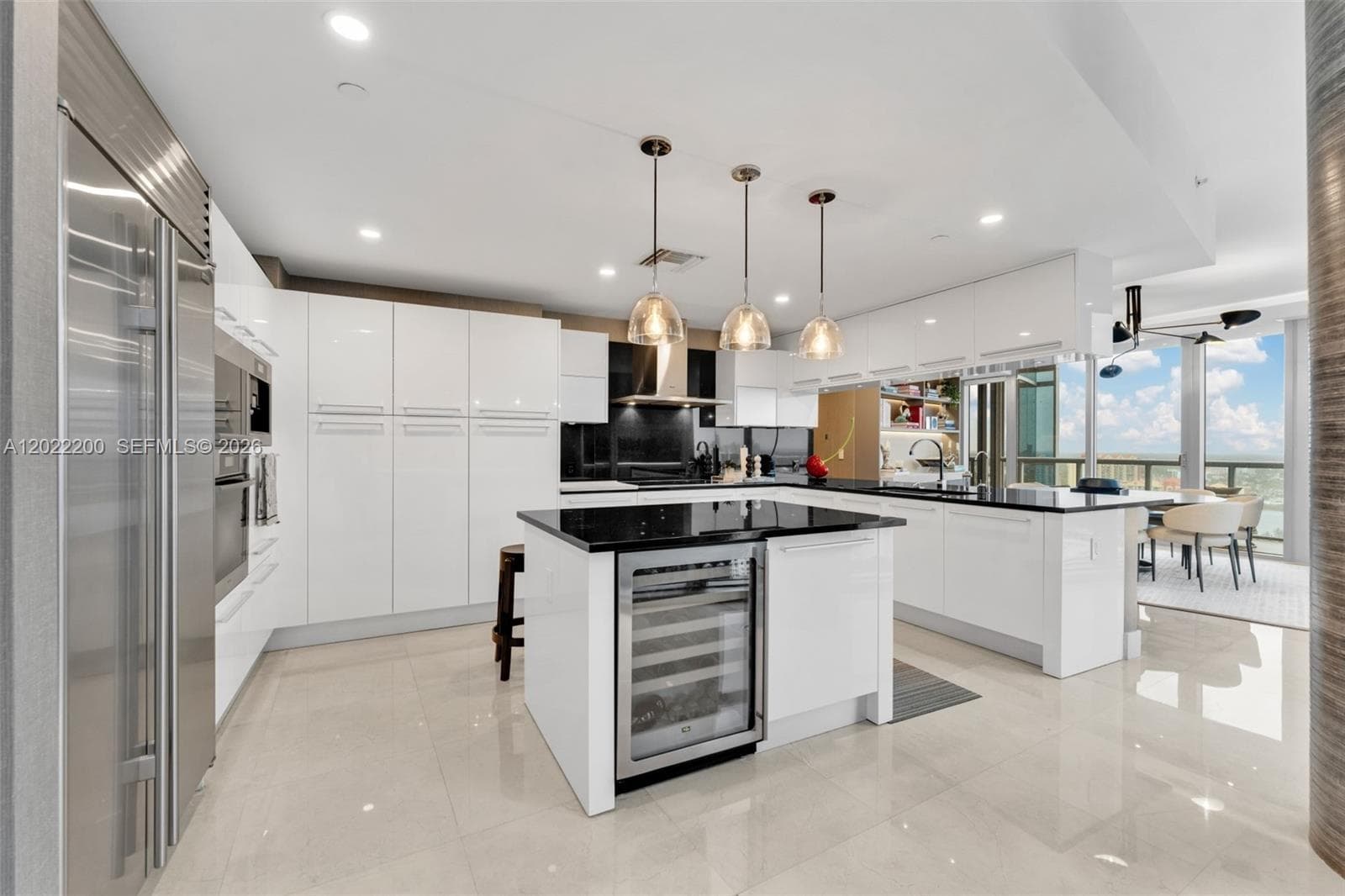 17121 Collins Ave # 2708, Sunny Isles Beach FL 33160 — 17