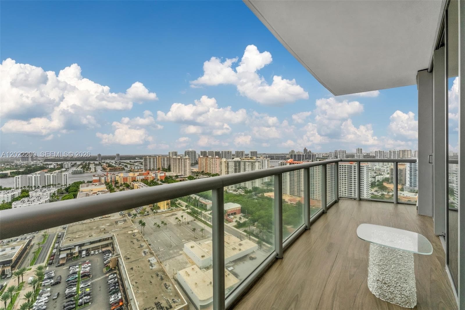 17121 Collins Ave # 2708, Sunny Isles Beach FL 33160 — 33
