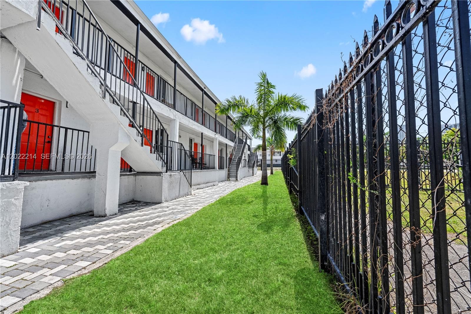 1829 NW 2nd Ct, Miami FL 33136 — 14