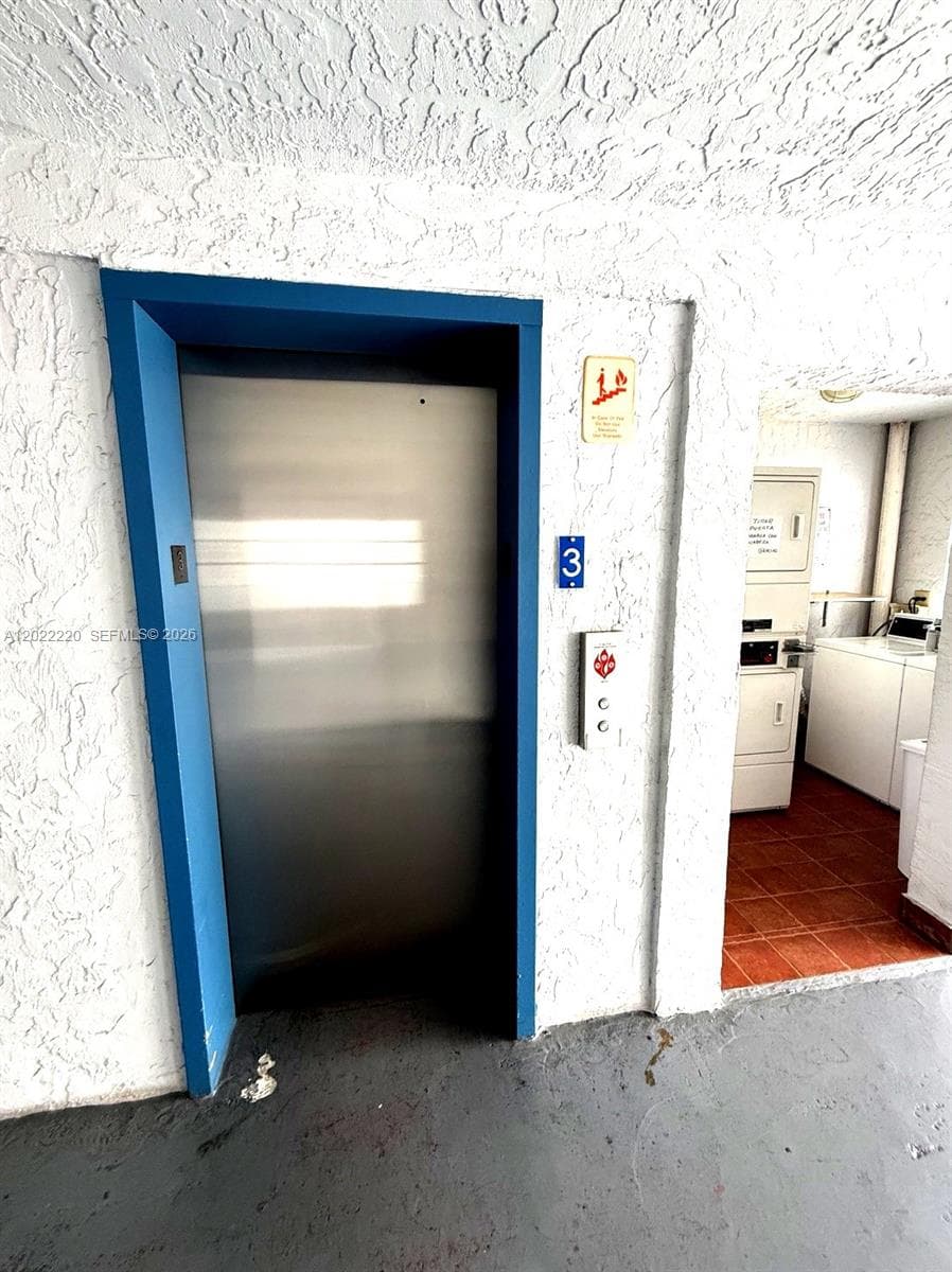1635 W 44th Pl # 311, Hialeah FL 33012 — 20
