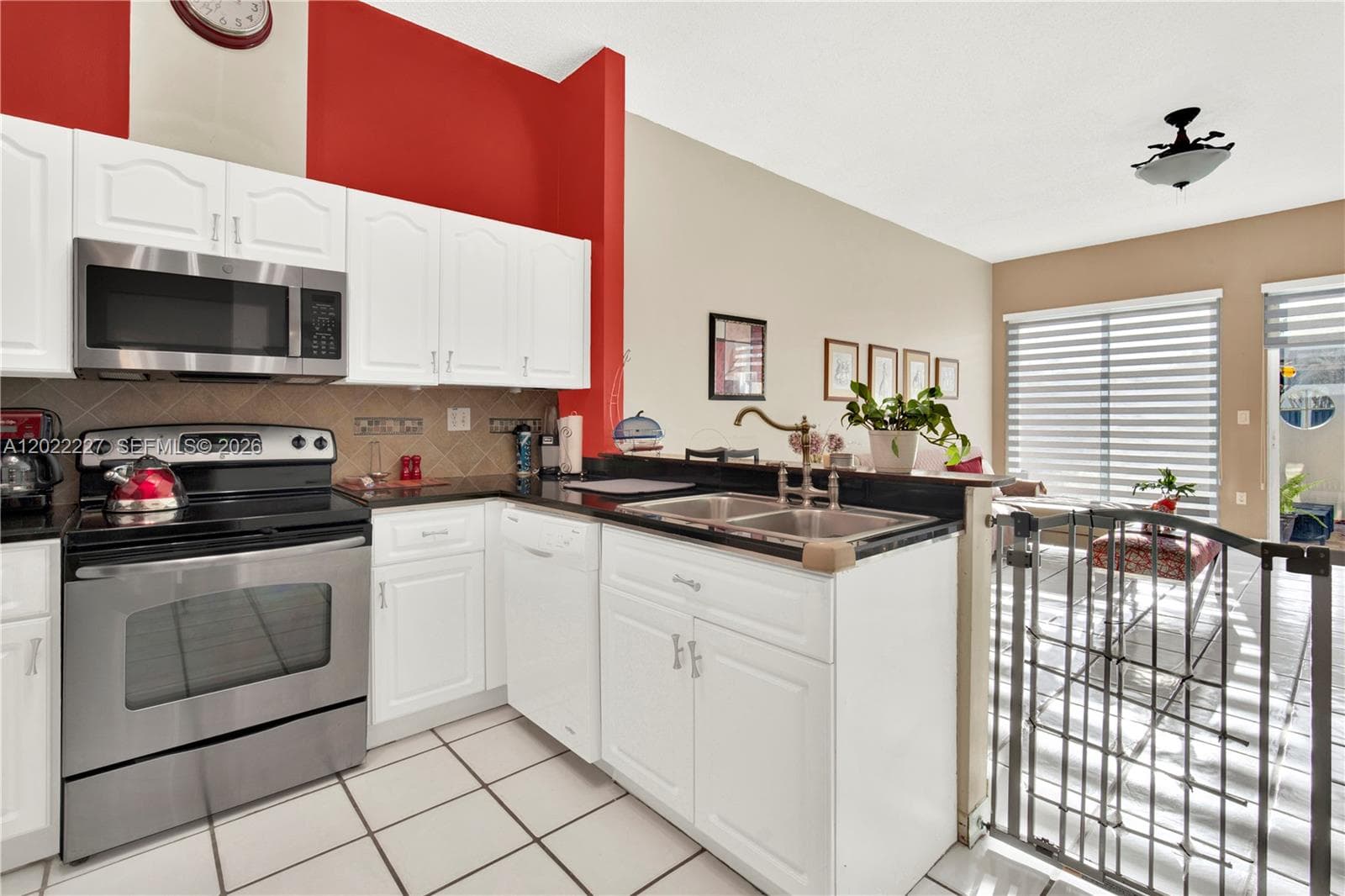 8357 SW 162nd Ct, Miami FL 33193 — 11