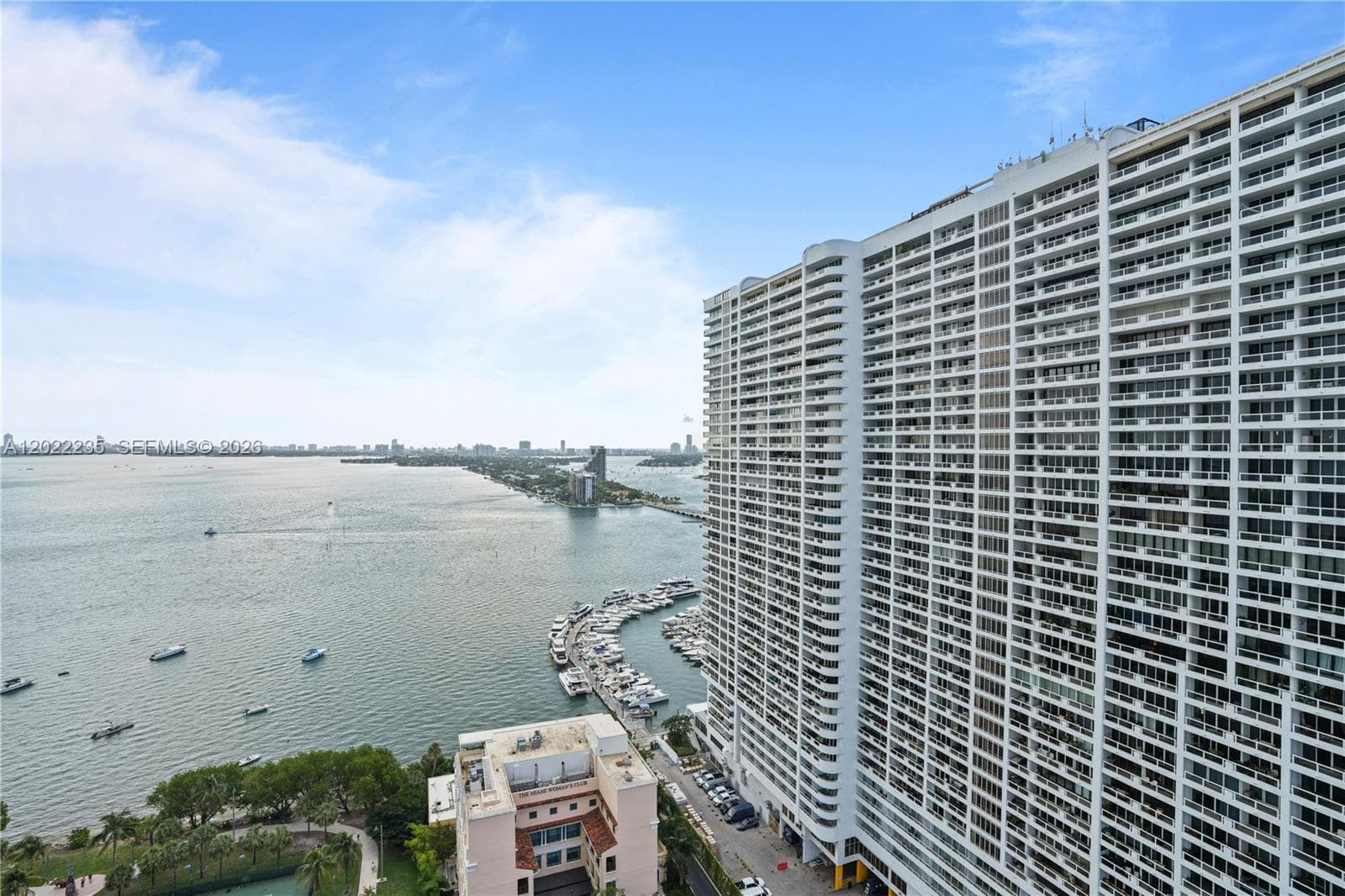1750 N Bayshore Dr # 2804, Miami FL 33132 — 17