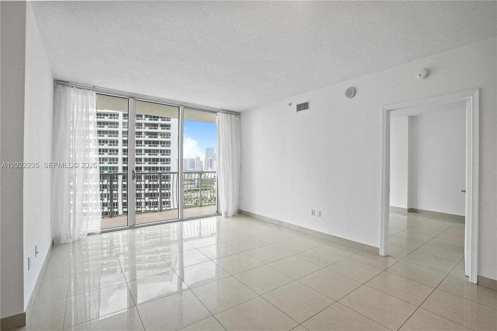 1750 N Bayshore Dr # 2804, Miami FL 33132 — 1