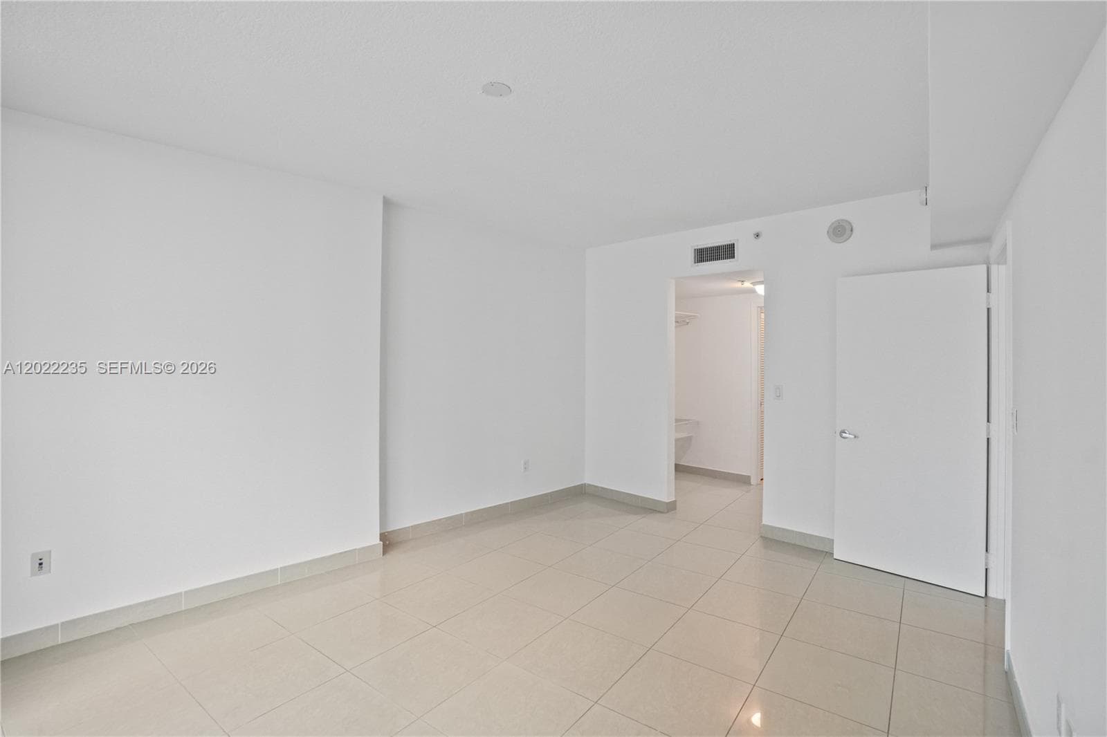 1750 N Bayshore Dr # 2804, Miami FL 33132 — 14