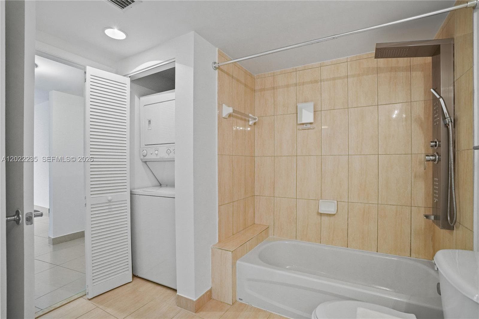 1750 N Bayshore Dr # 2804, Miami FL 33132 — 11