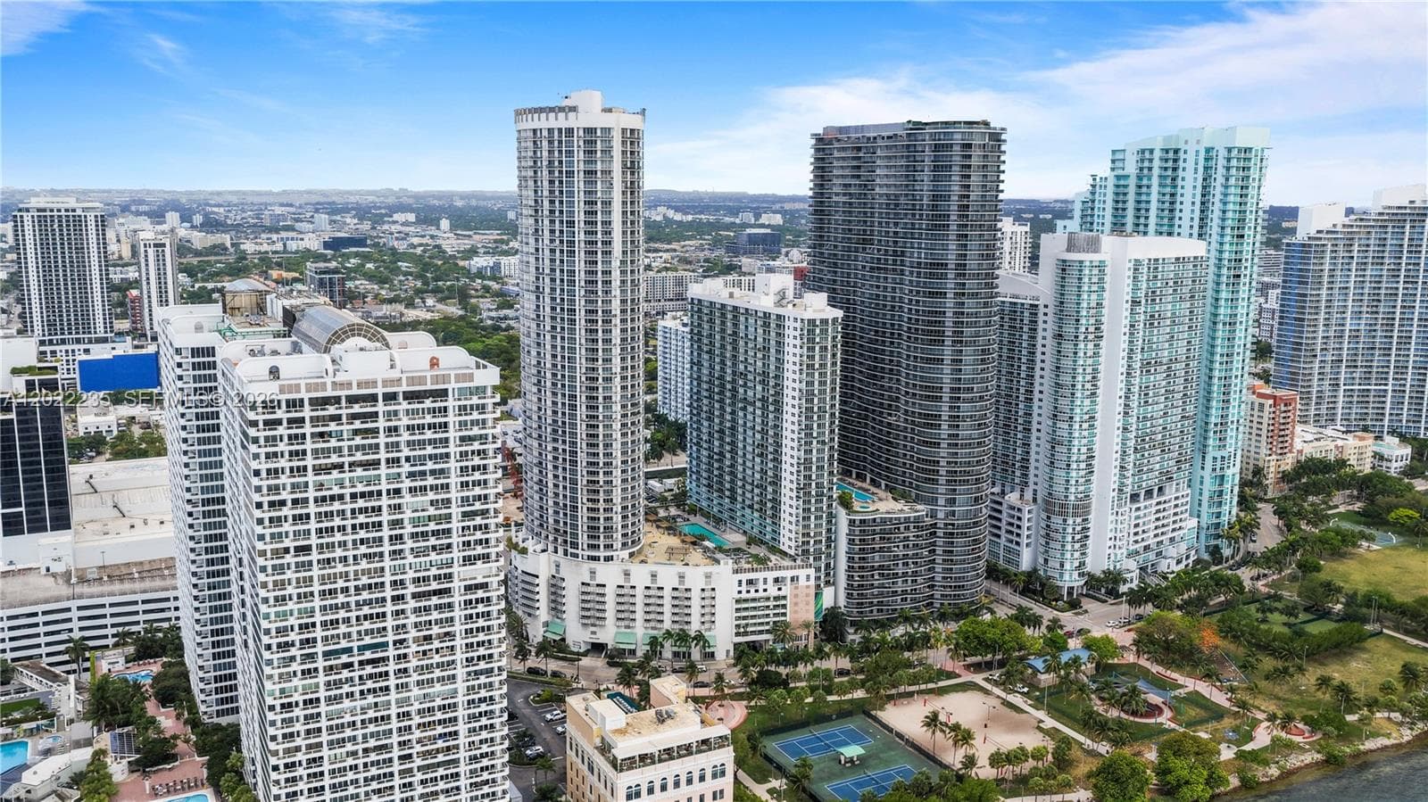 1750 N Bayshore Dr # 2804, Miami FL 33132 — 21