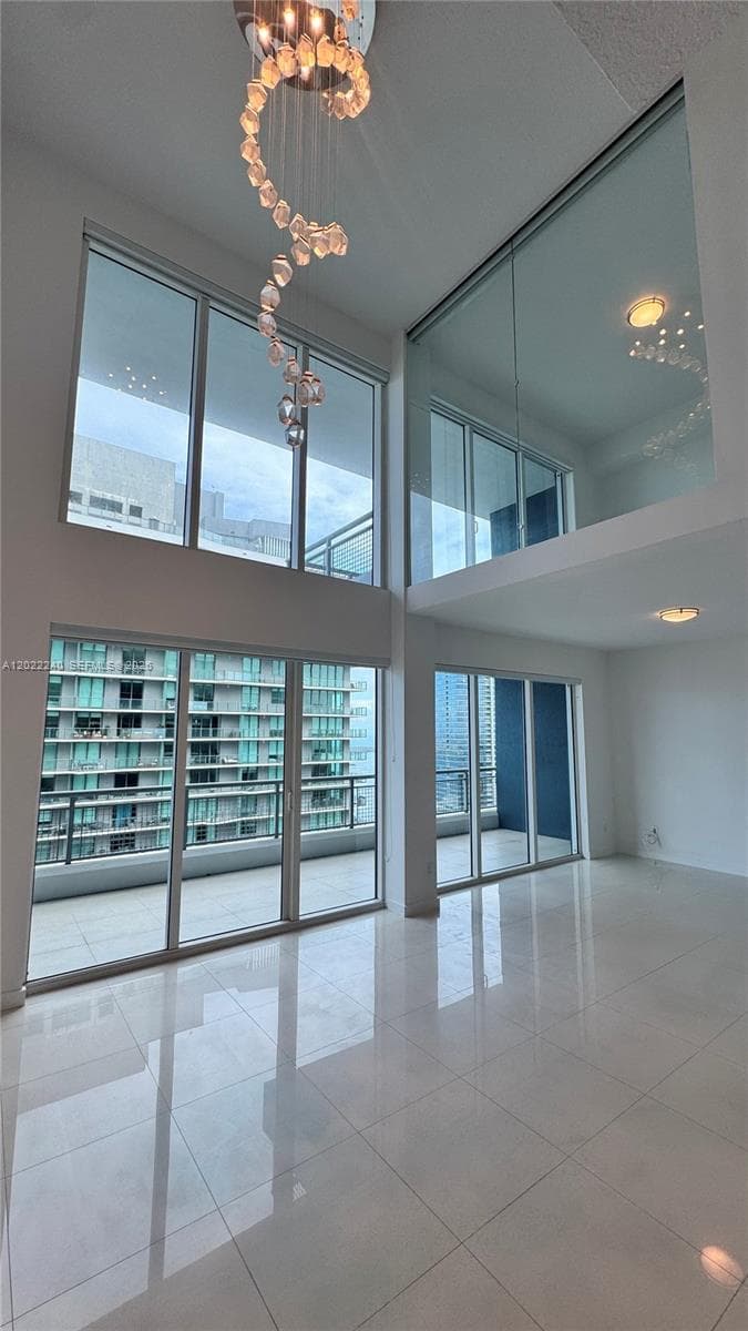 60 SW 13th St # 4612, Miami FL 33130 — 1