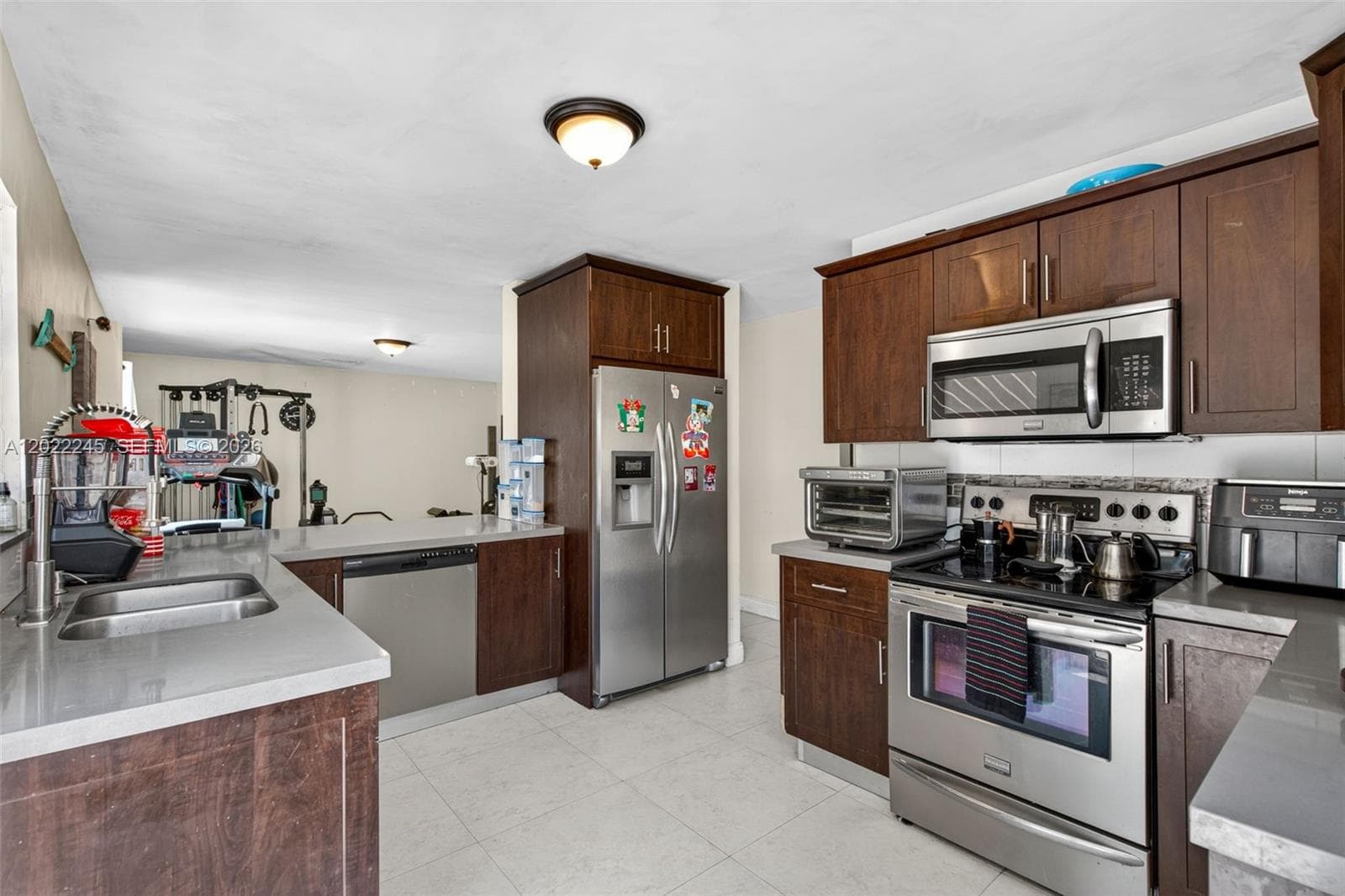 15530 SW 59th St, Miami FL 33193 — 17