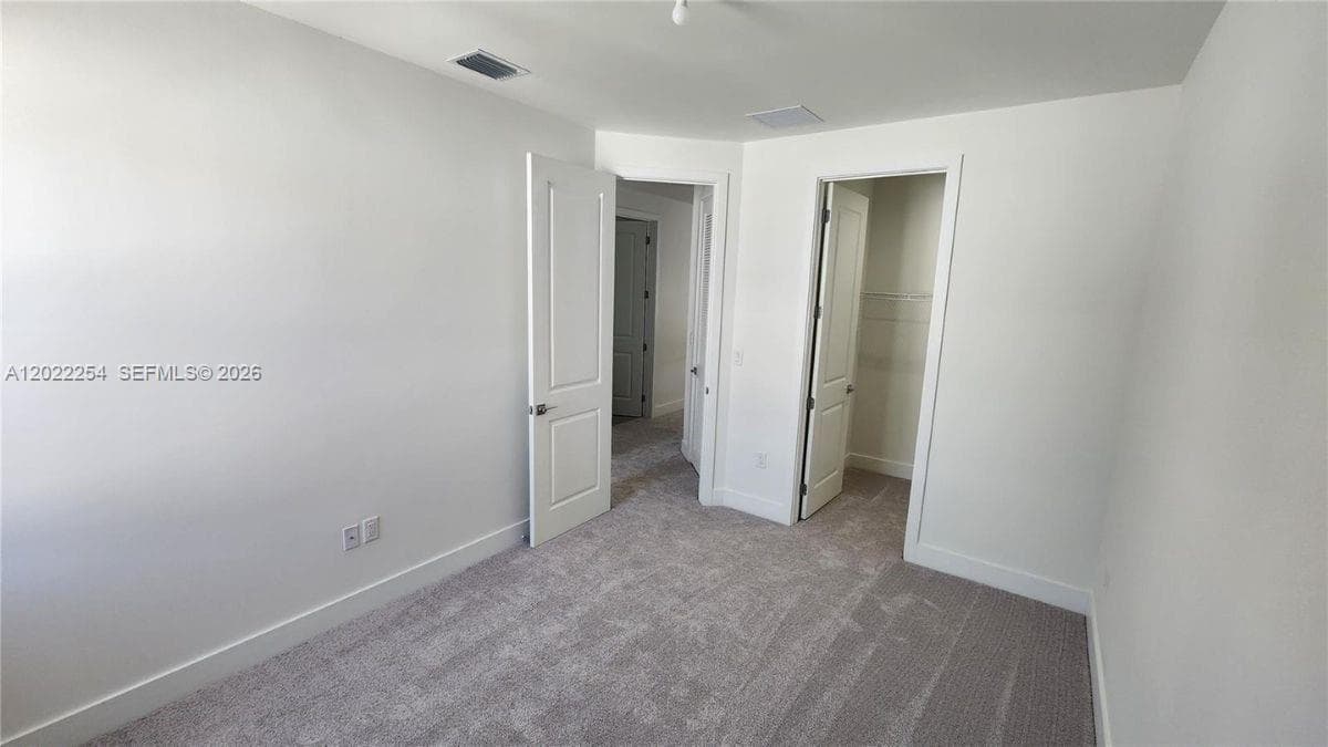 8119 NW 42nd St # 8119, Doral FL 33166 — 17