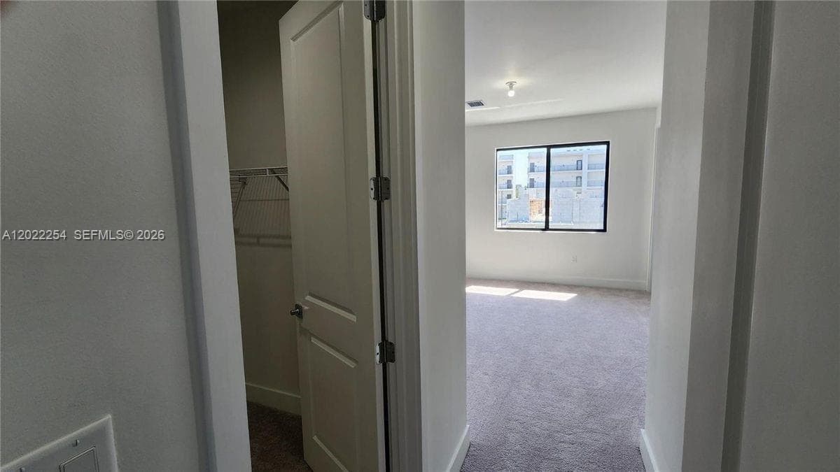8119 NW 42nd St # 8119, Doral FL 33166 — 22
