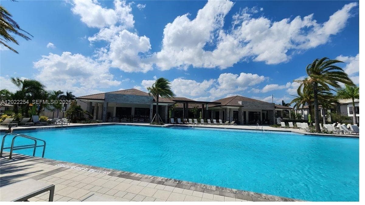 8119 NW 42nd St # 8119, Doral FL 33166 — 50