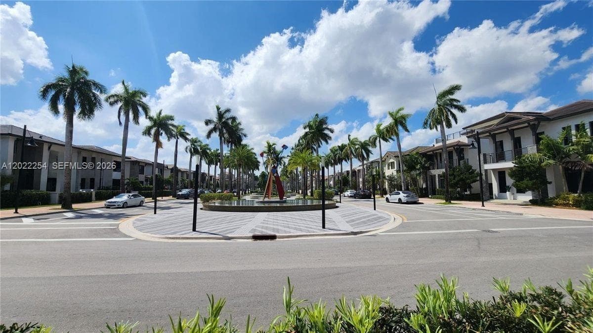 8119 NW 42nd St # 8119, Doral FL 33166 — 31