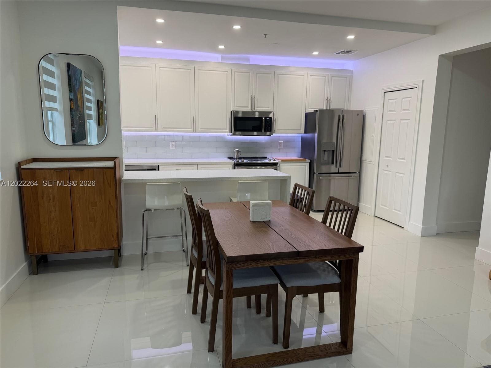 115 Mendoza Ave # 201, Coral Gables FL 33134 — 2