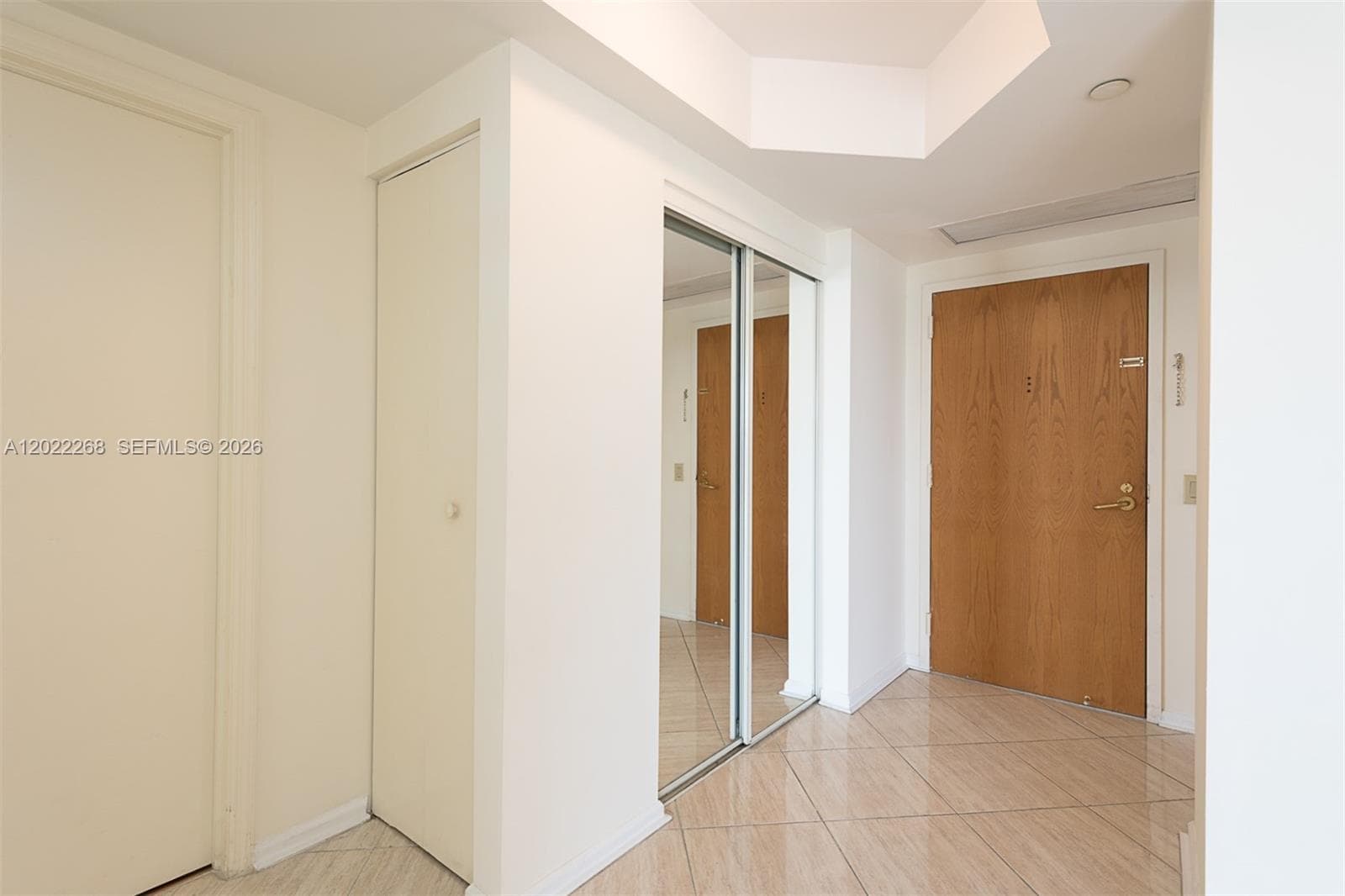 3610 Yacht Club Dr # 511, Aventura FL 33180 — 3