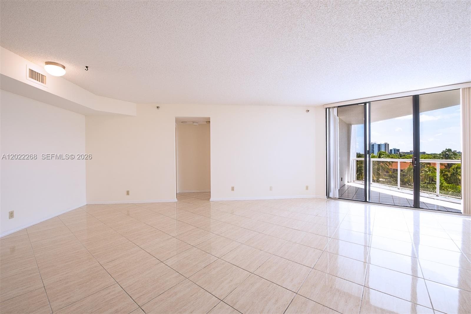3610 Yacht Club Dr # 511, Aventura FL 33180 — 1