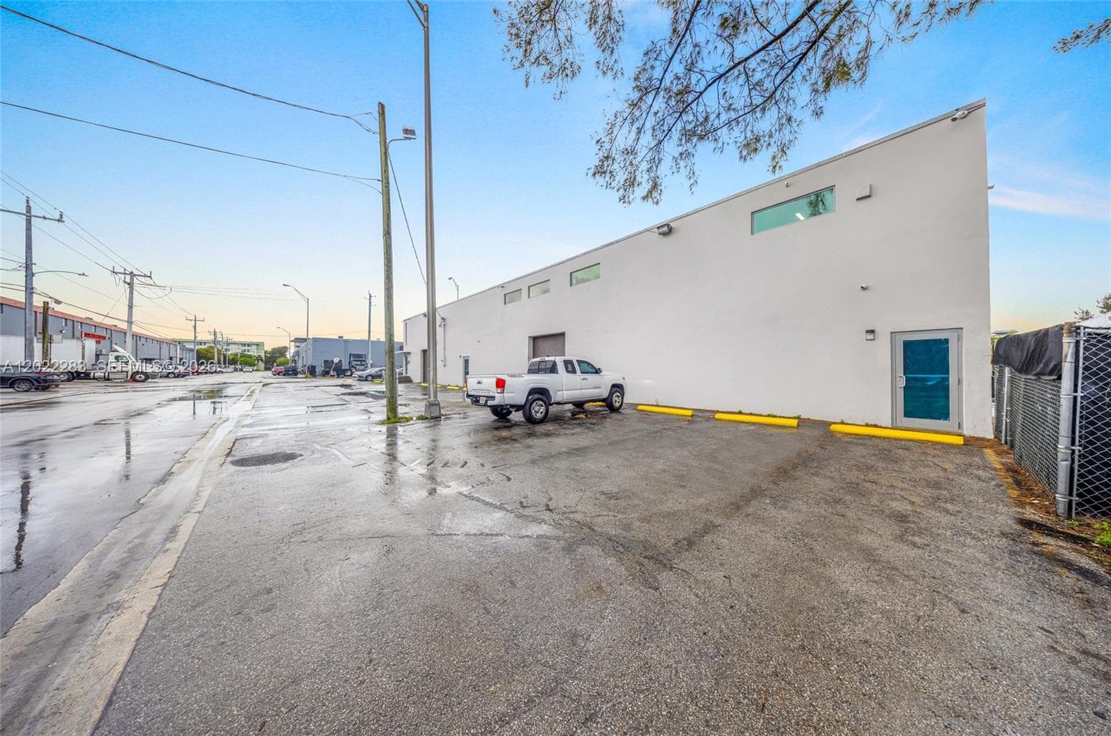 7550 W 2nd Ct, Hialeah FL 33014 — 2