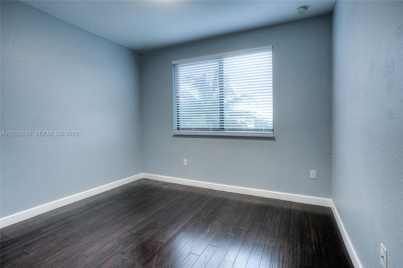 18355 NW 89th Ave, Hialeah FL 33018 — 15