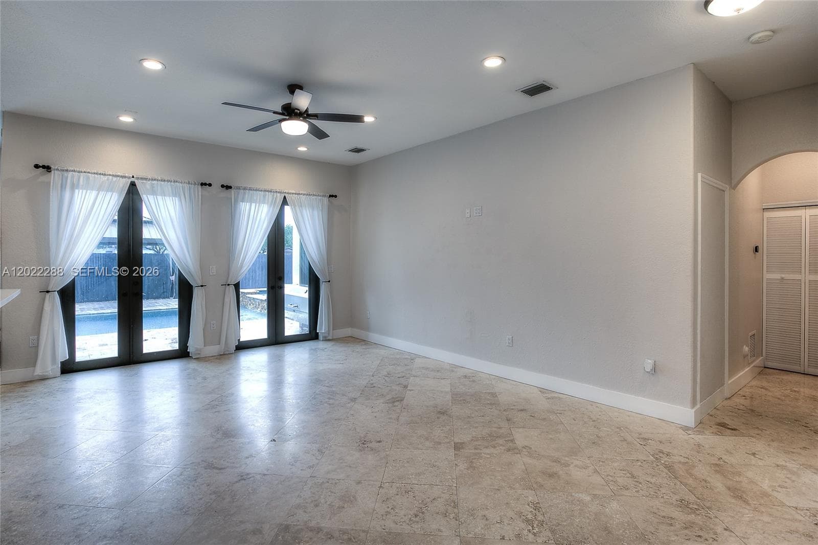 18355 NW 89th Ave, Hialeah FL 33018 — 4