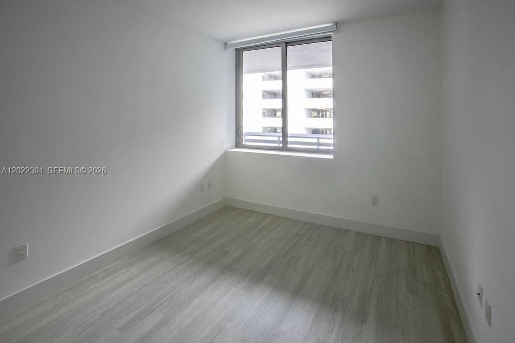 16385 N Biscayne Blvd # 403, North Miami Beach FL 33160 — 12