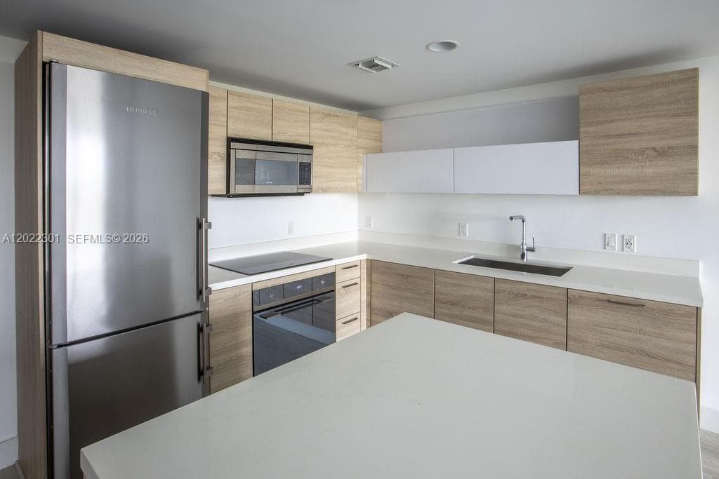 16385 N Biscayne Blvd # 403, North Miami Beach FL 33160 — 7