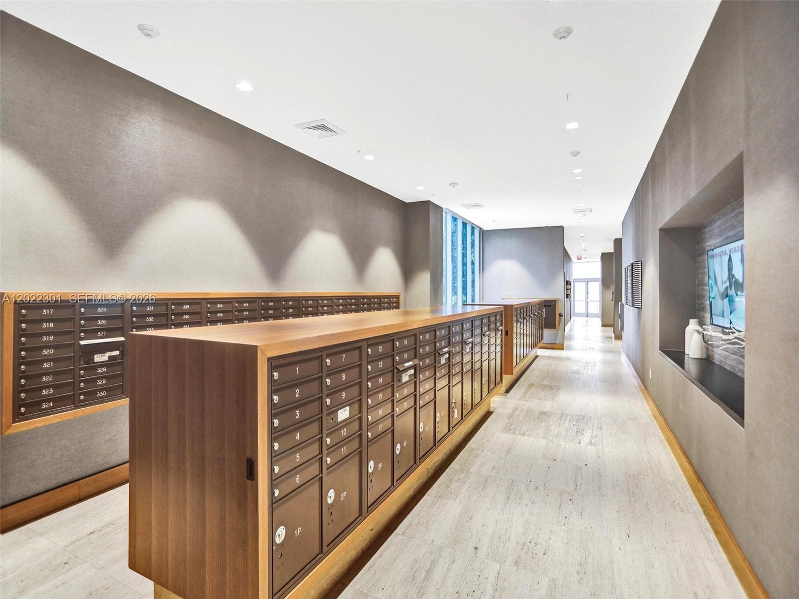 16385 N Biscayne Blvd # 403, North Miami Beach FL 33160 — 24