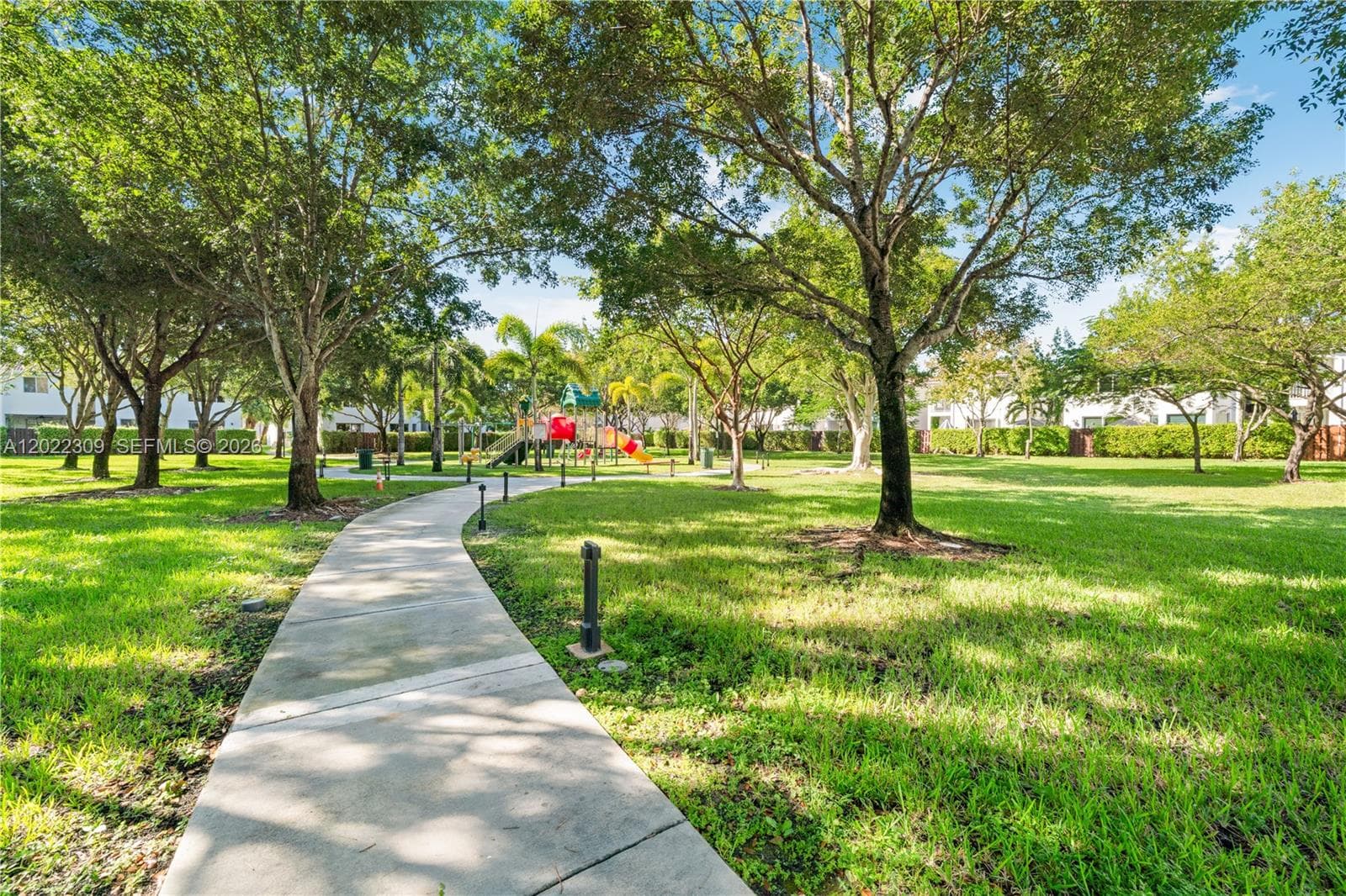 11583 NW 69th Ter, Doral FL 33178 — 36